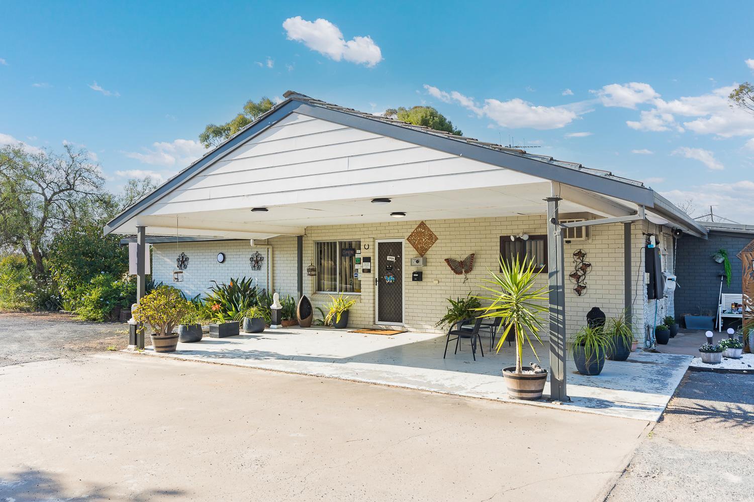 Castlereagh Motor Inn Gilgandra Exterior photo